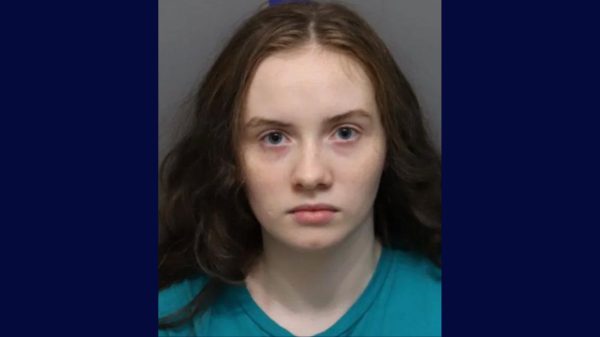 Tennessee woman bites her child